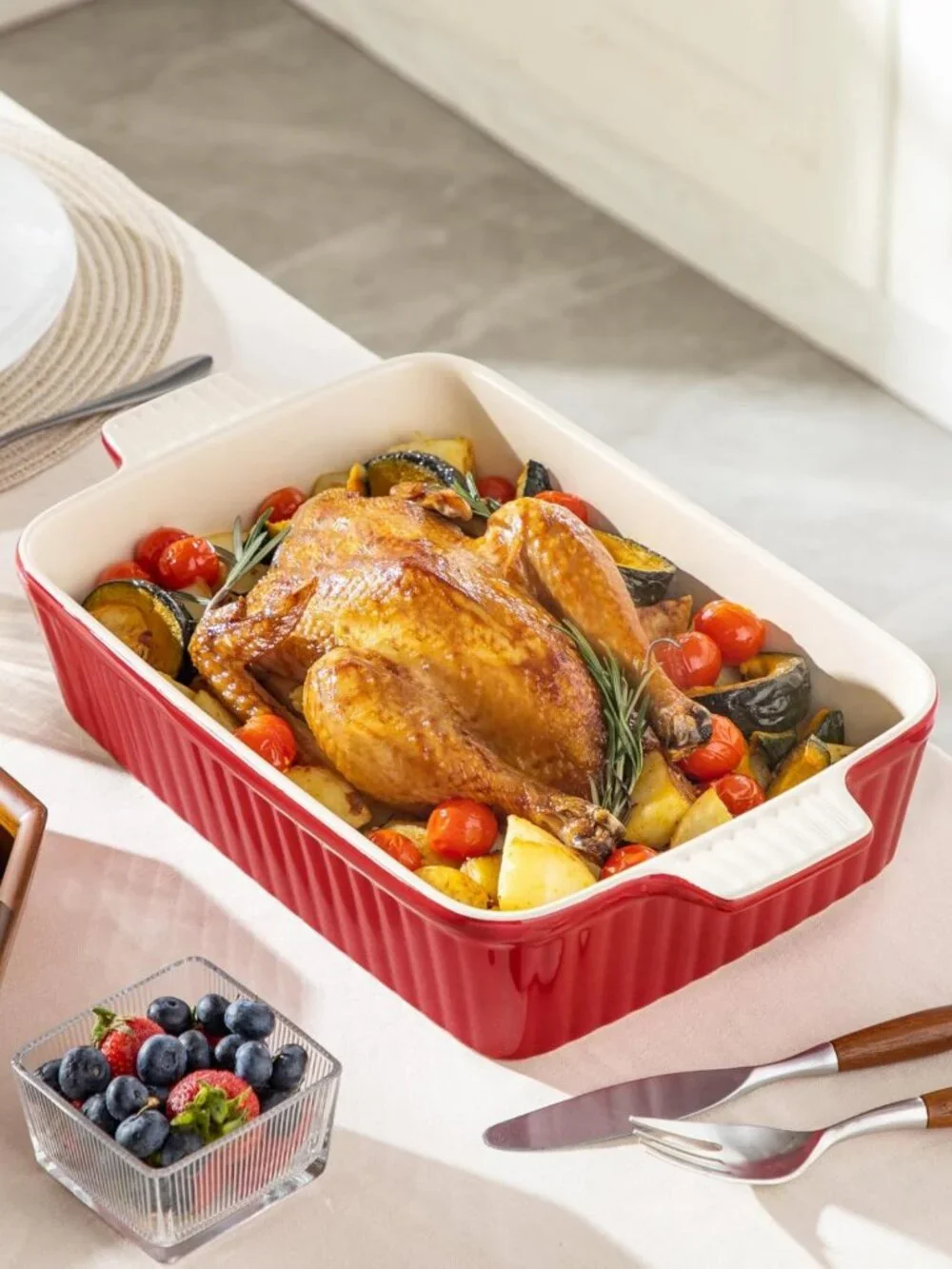 Large 9x13 Ceramic Baking Dish, 4.4 QT Casserole Pan with Handles, Oven